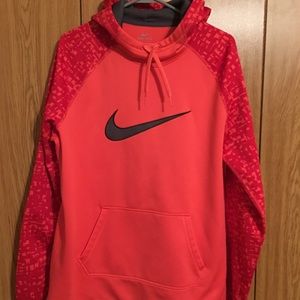 Women’s Nike Dry-fit hoodie
